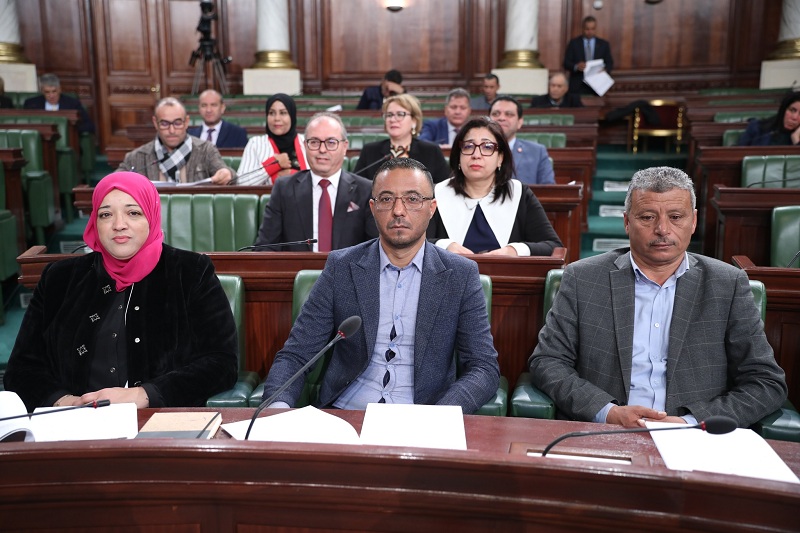 في جلسة برلمانية..   نواب يطالبون وزير الداخلية بتحسين ظروف عمل الأمنيين